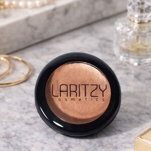 NEW Laritzy Cosmetics in Virtue
